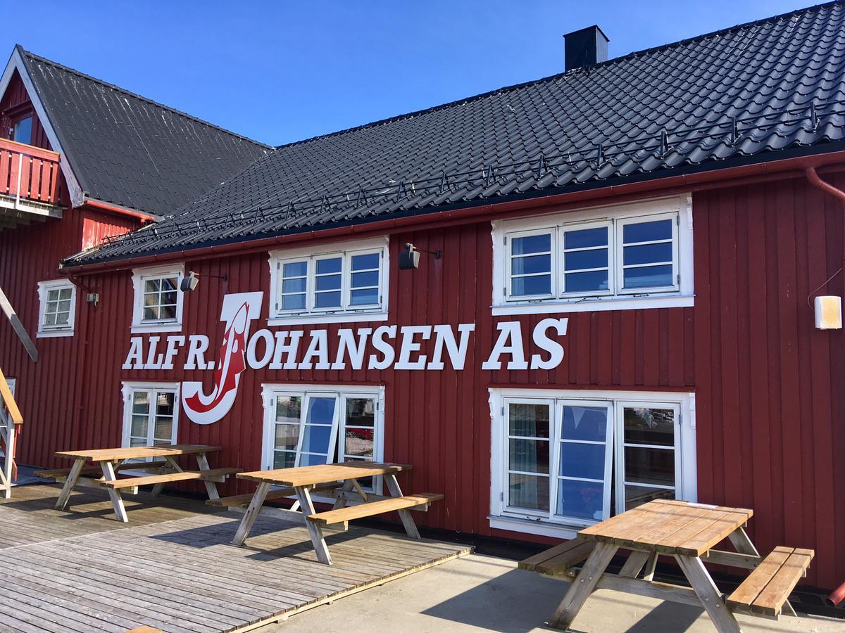 Finnholmen Brygge Henningsvaer Exterior photo